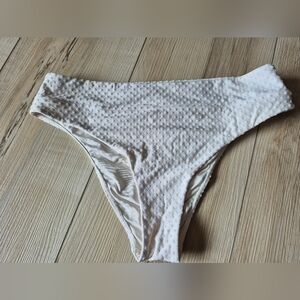 La Vie en Rose Textured Bikini Bottom